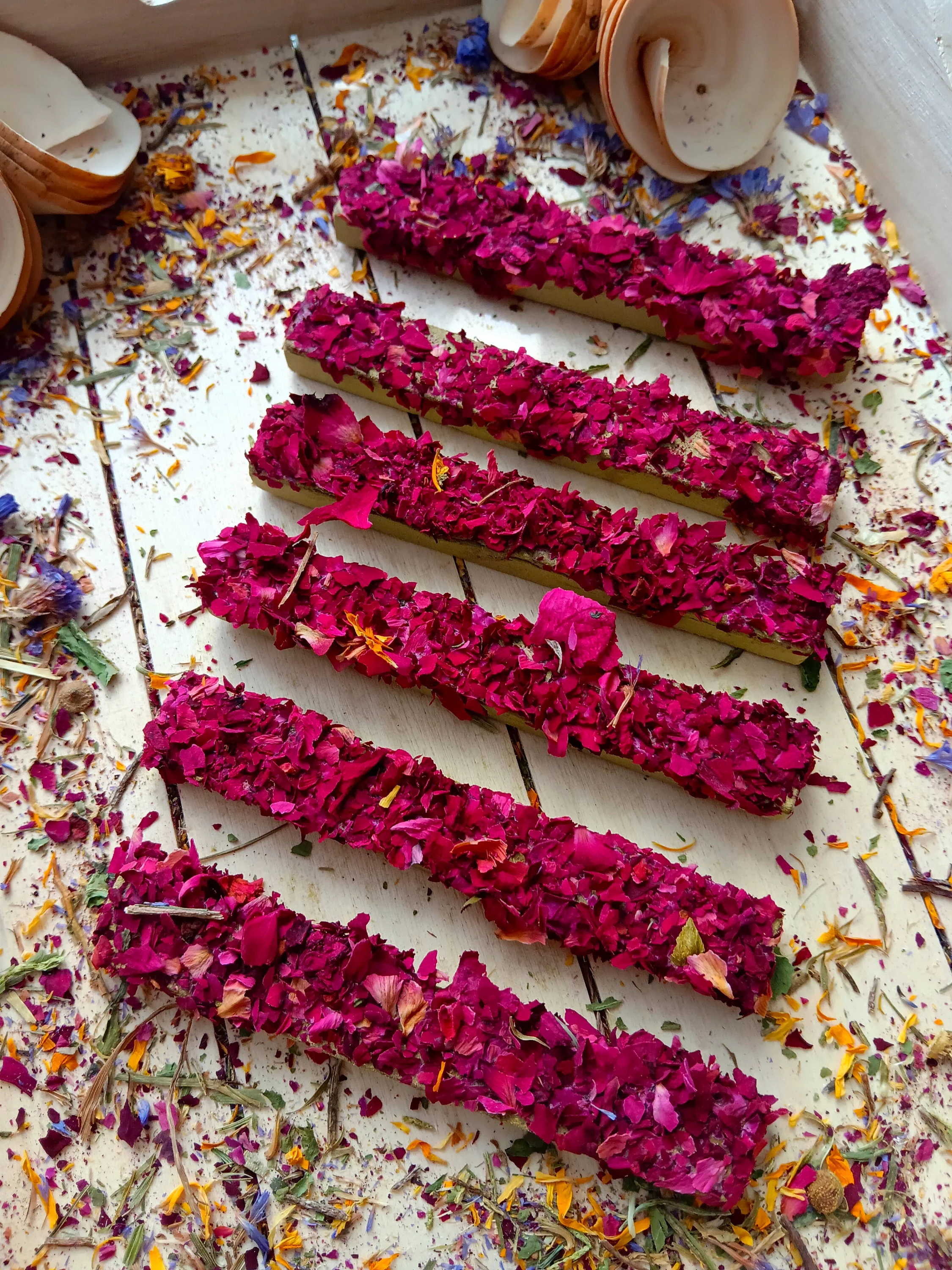 Floral Fusion Timothy Hay Bars Treat for Rabbits, Gerbils, Hamster, Guinea Pigs & Other Small Rodent