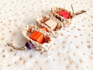 Multi Colored Wood Beads and Cubes, Corn Leaves Chew Toy For Rabbit, Chinchilla, Hamster, Guinea Pig, Rat and Small Animal