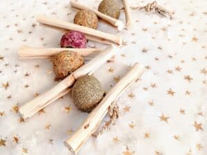 Timothy Hay Floral Grass Ball Chew Hanging Cage Treat. Rabbit Treat, Chinchilla Treat, Hamster Treat, Guinea Pig Treat, Rat and Small Animal15