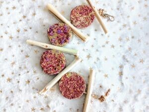 Timothy Hay Floral Grass Ball Chew Hanging Cage Treat. Rabbit Treat, Chinchilla Treat, Hamster Treat, Guinea Pig Treat, Rat and Small Animal