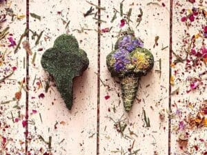 Timothy Hay Floral Ice Cream Scoop Treats for Rabbits, Chinchillas, Hamsters, Guinea Pigs & Small Animals