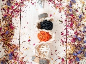 Hanging Cage Rattan, Woven Corn Leaves and Wood Chips Toy. Rabbit Treat, Chinchilla Treat, Hamster Treat, Guinea Pig Treat and Small Animal