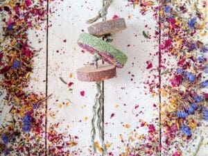 Hanging Cage Rattan, Timothy Hay, Apple Wood and Seagrass Twist for Rabbit, Chinchilla, Hamster, Guinea Pig and Small Animals.