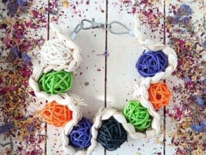 Hanging Cage Rattans and Woven Corn Leaves Treat and Toy for Rabbit, Chinchilla, Hamster, Guinea Pig and Small Animals.