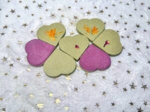 Heart Floral Hay Treats for Rabbits, Chinchillas, Guinea Pigs, Hamster and Small Animals