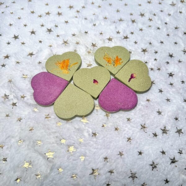 Heart Floral Hay Treats for Rabbits, Chinchillas, Guinea Pigs, Hamster and Small Animals